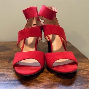 Kelly & Katie Red Suede Heels size 8.5